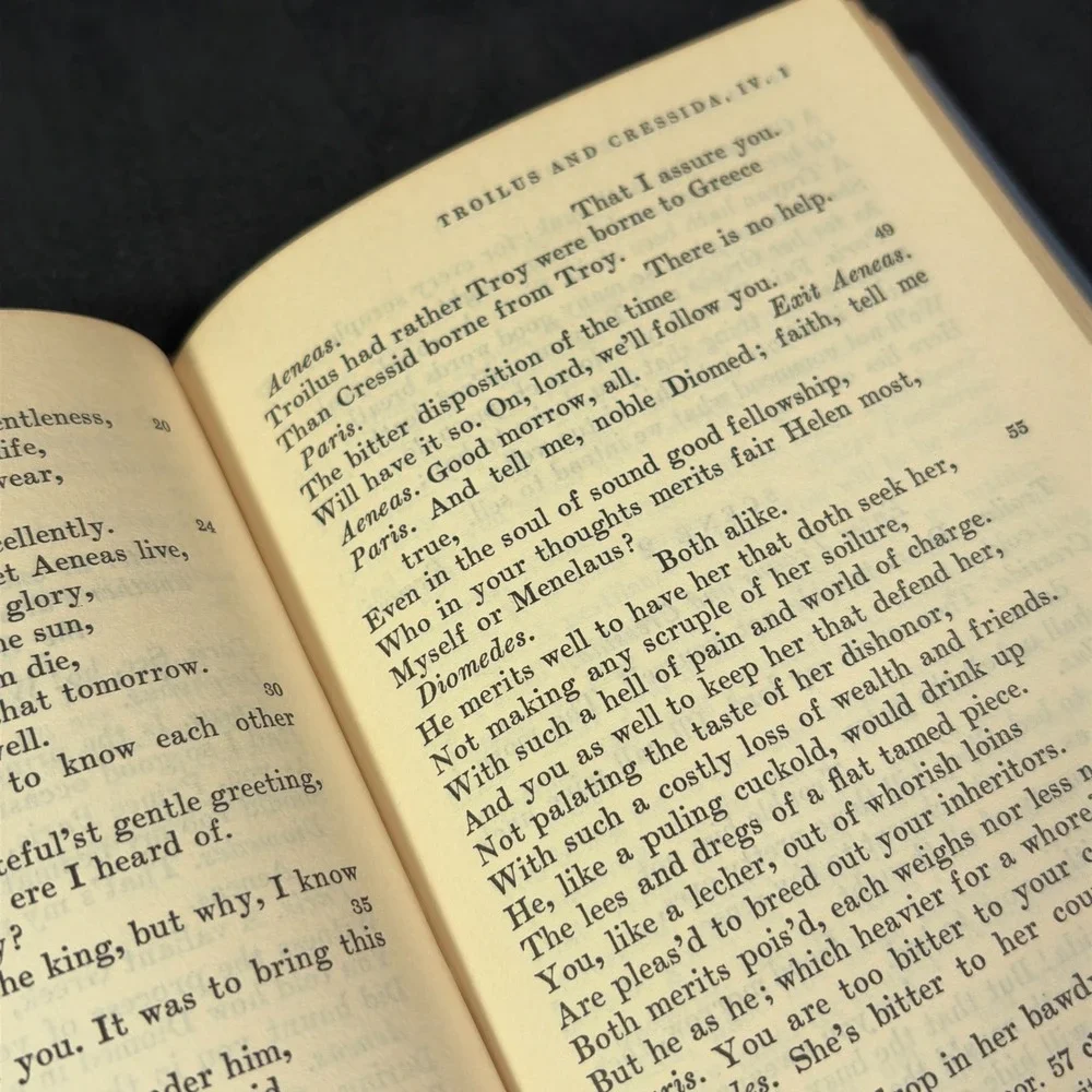 The Yale Shakespeare: The Tragedy Of Troilus And‎ Cressida (Hardcover, 1950s)